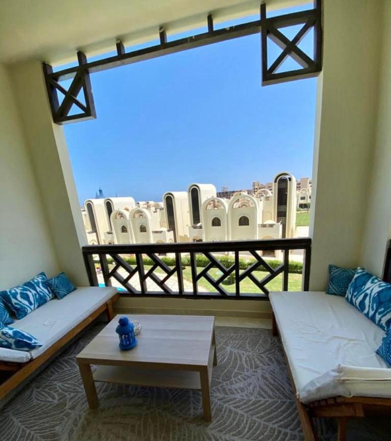 Luxury Beachfront Studio- Foreign Nationals Only Hurghada Exterior foto
