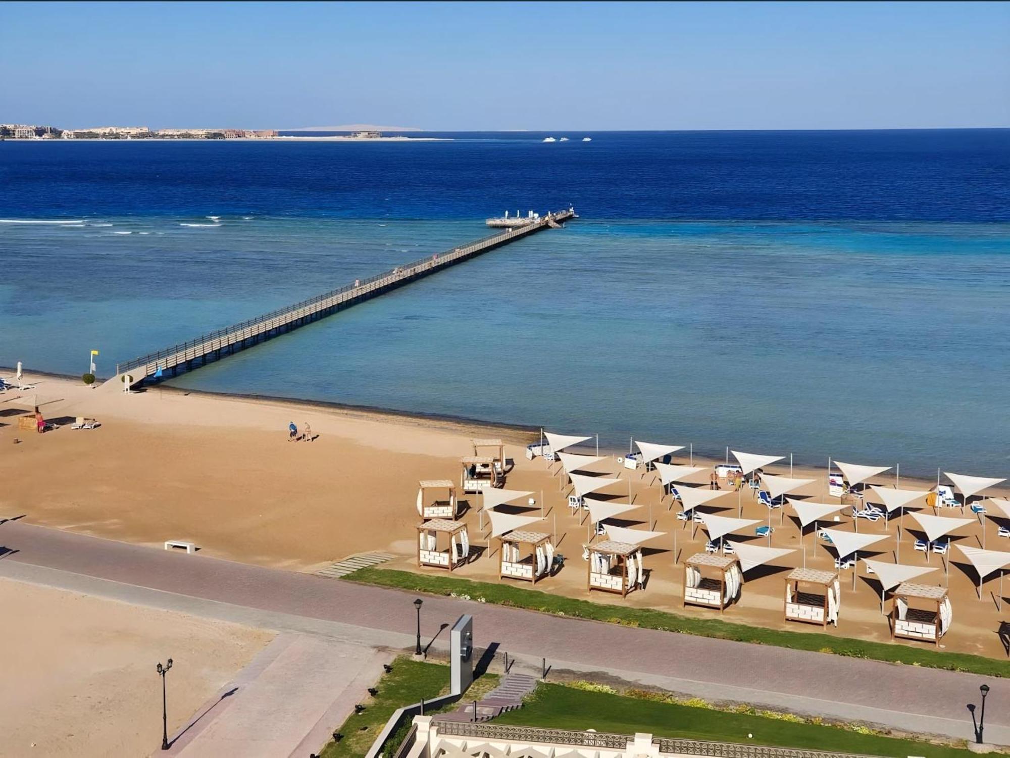 Luxury Beachfront Studio- Foreign Nationals Only Hurghada Exterior foto
