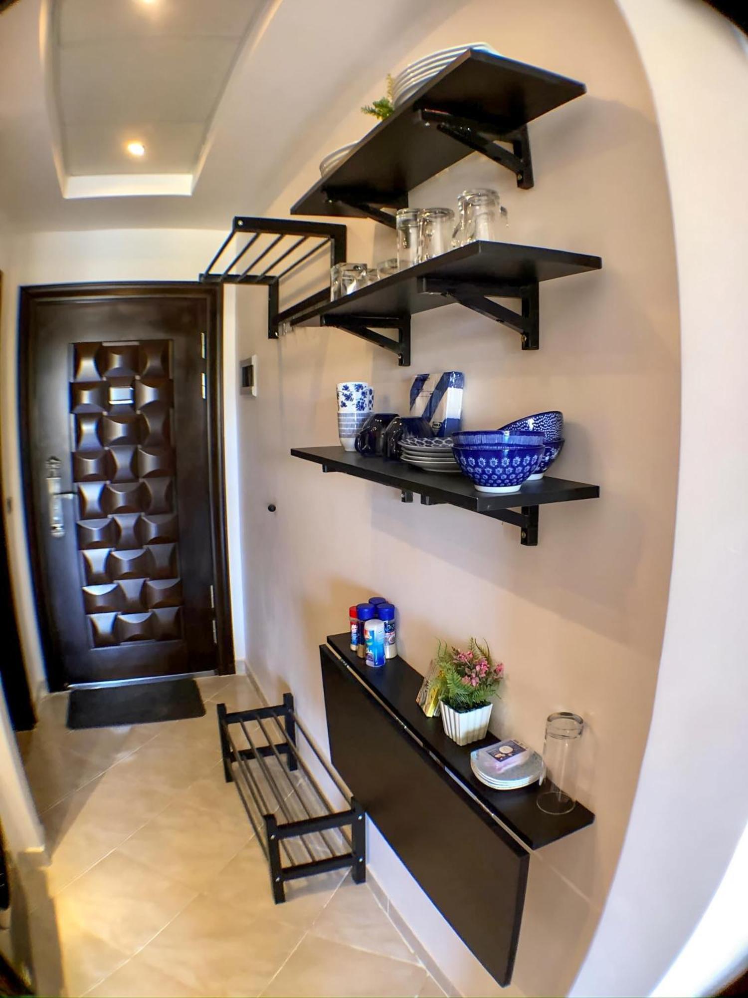Luxury Beachfront Studio- Foreign Nationals Only Hurghada Exterior foto