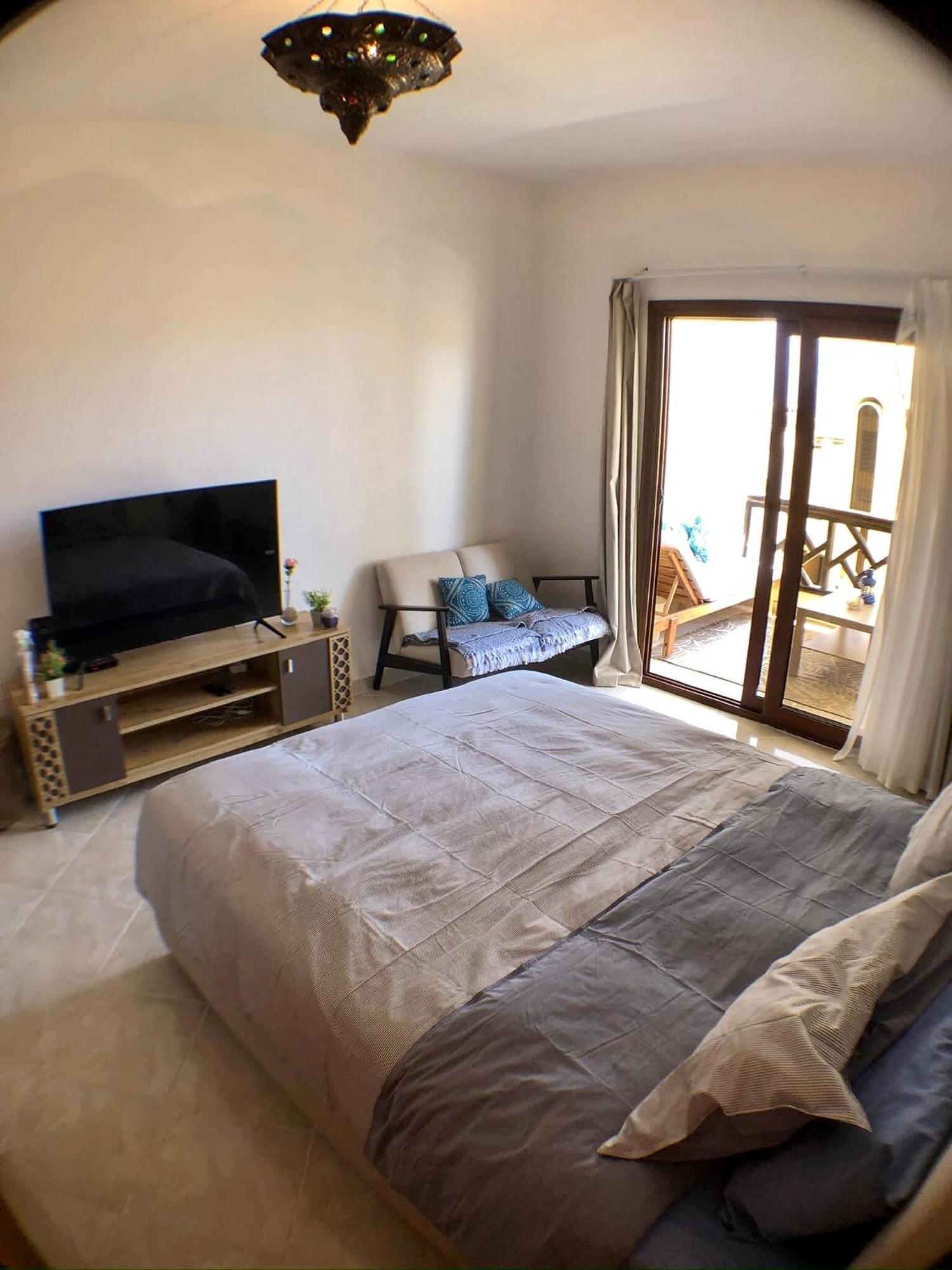 Luxury Beachfront Studio- Foreign Nationals Only Hurghada Exterior foto