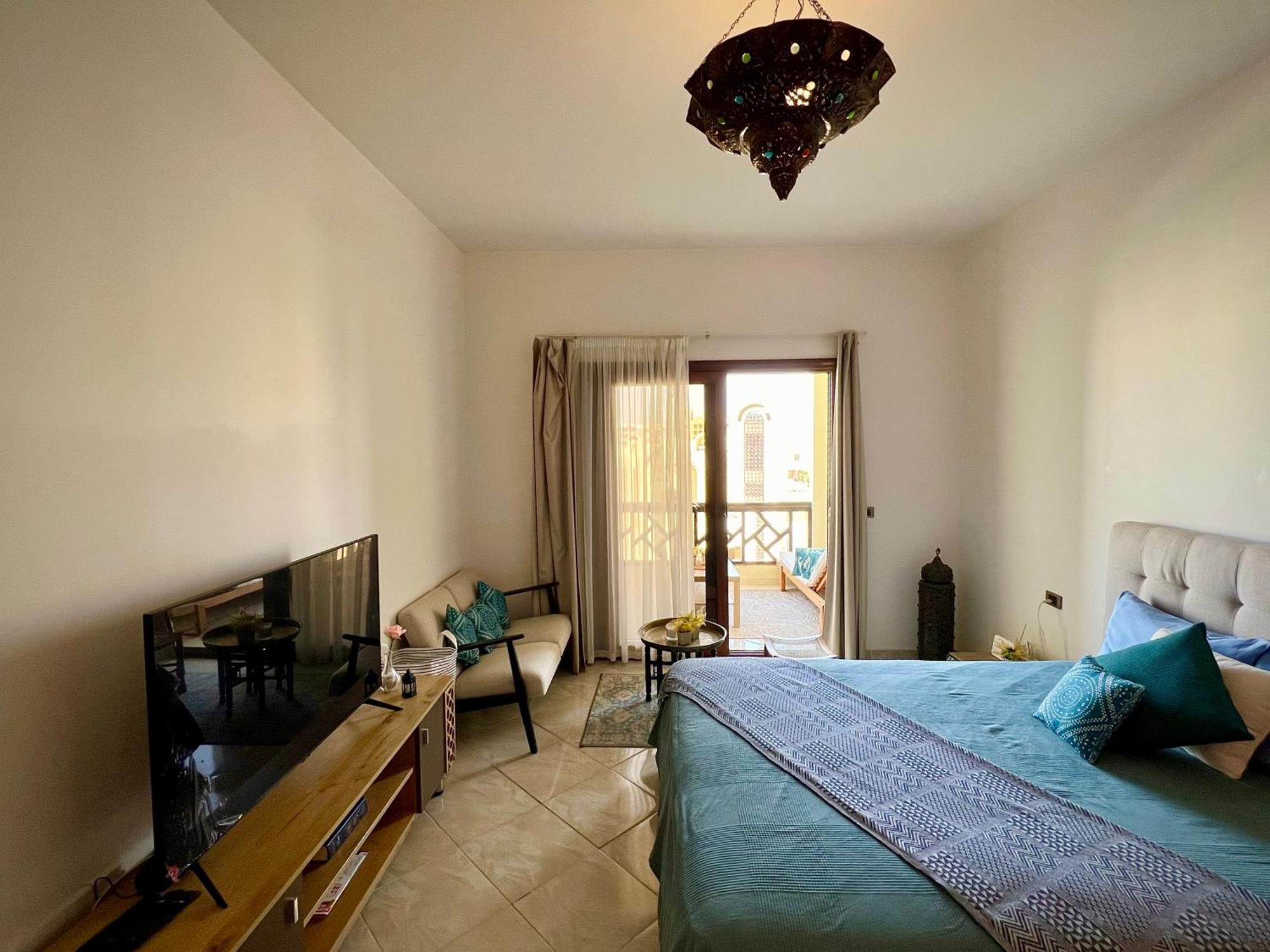 Luxury Beachfront Studio- Foreign Nationals Only Hurghada Exterior foto