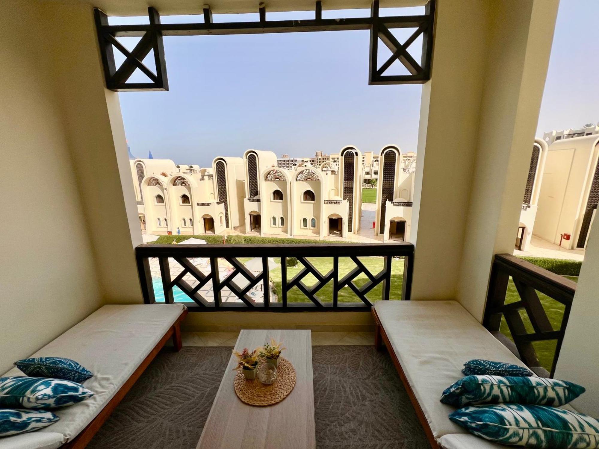 Luxury Beachfront Studio- Foreign Nationals Only Hurghada Exterior foto